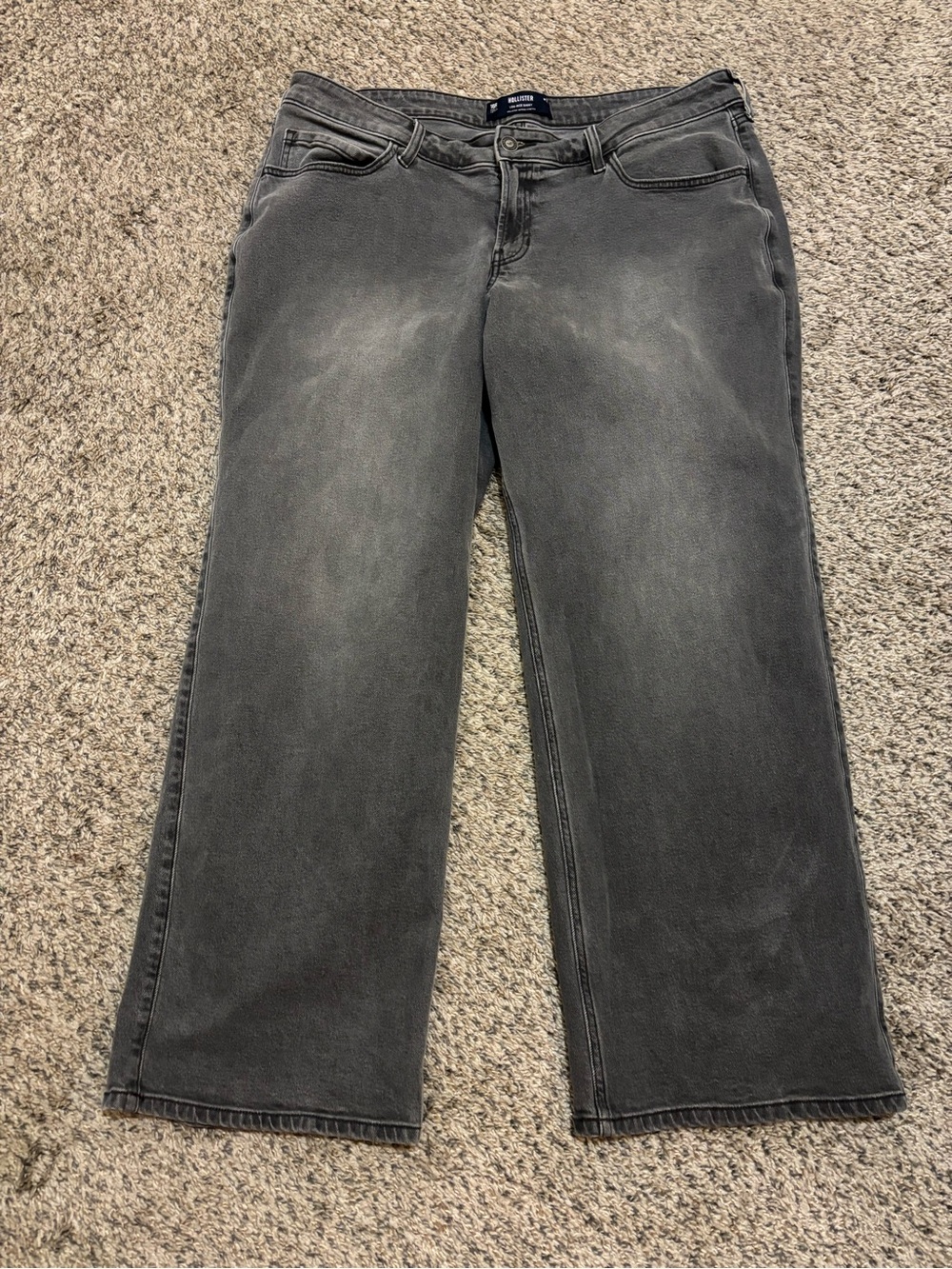 Hollister Low-Rise Baggy Washed Gray Wide-Leg Jeans